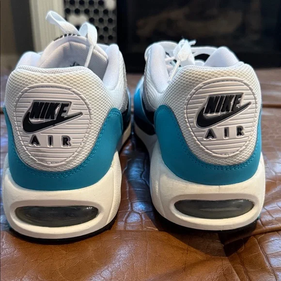 Nike air max sneakers - Picture 4 of 5